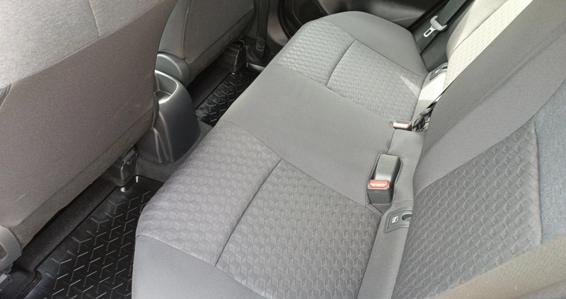 Toyota Yaris cena 75900 przebieg: 4584, rok produkcji 2023 z Szczawnica małe 211